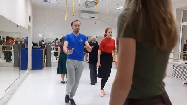 Кадриль "Летучая мышь" смотреть онлайн