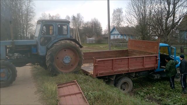 как загнать трактор или веселье по Русски смотреть онлайн