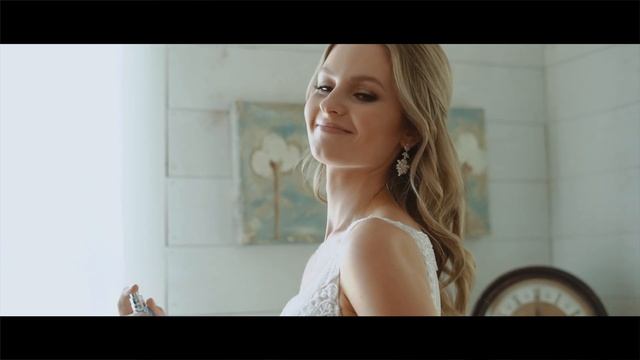 BEST first dance: Groom surprises Bride, sings their wedding song | Gabi + Jansen, La Barn Rouge -L смотреть онлайн