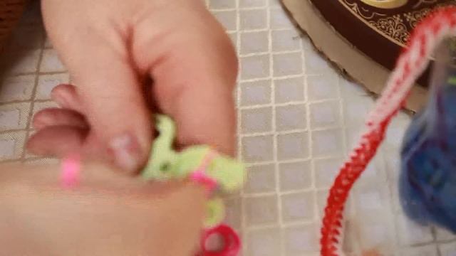 Французская коса. Браслет Rainbow Loom Bands смотреть онлайн