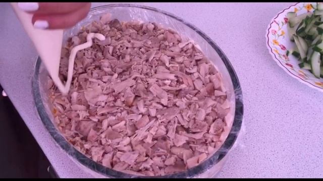 WOW-рецепт: салат ПОЛЯНКА - НЕЖНЕЙШЕЕ УКРАШЕНИЕ ЛЮБОГО ПРАЗДНИКА! смотреть онлайн