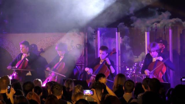 RockCellos cover Michael Jackson –Smooth Criminal смотреть онлайн