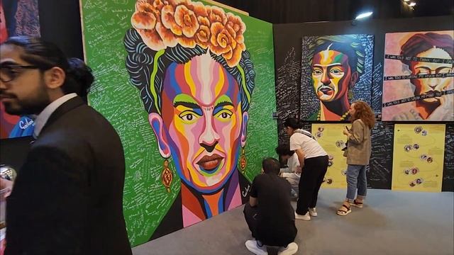 Лечу в Дубай к невесте, первые дни, посмотрел выставку Word Art Duba