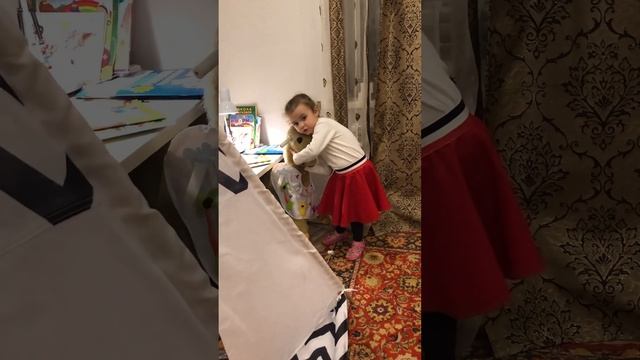 Доченька читает стихи Маршака смотреть онлайн