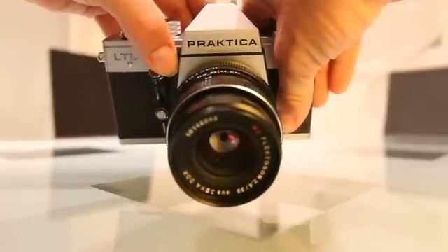 Flektogon 35/2.4 on a Praktica LTL3 смотреть онлайн