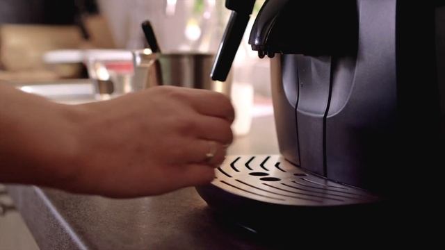 Saeco Xsmall Espresso Machine смотреть онлайн
