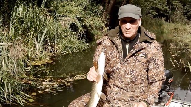 Рыбалка. Ловля щуки и окуня осенью смотреть онлайн