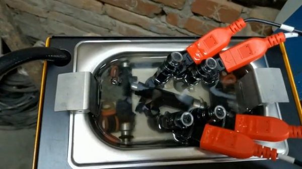 Стенд для очистки и тестирования форсунок Autool CT150