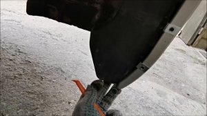 Установил брызговики.  ТОЙОТА ИСИС.  TOYOTA ISIS.