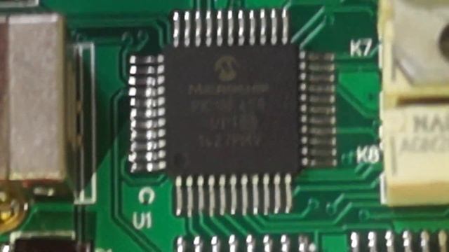 OP COM V1.95 with PIC18F458 chips смотреть онлайн