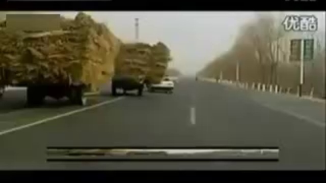 Полицейский и куча сена , кто кого? смотреть онлайн