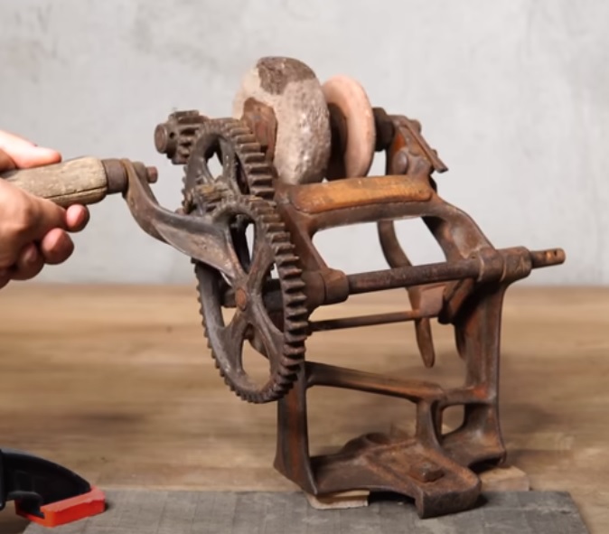 Реставрация ржавого точильного камня смотреть онлайн