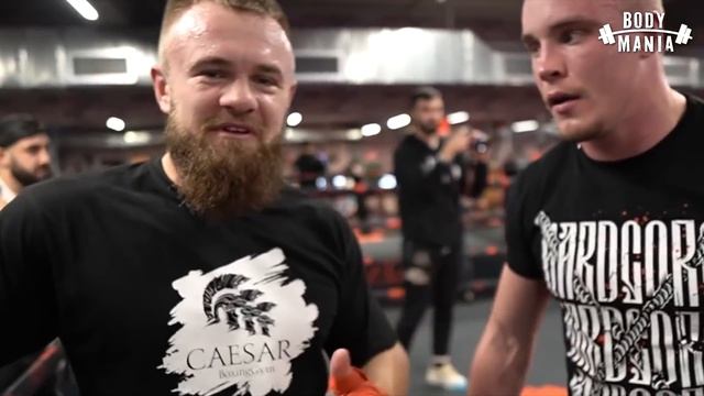 Акаб уронил Моряка! Вырезанный кадр боя с потасовкой. Моряк психанул смотреть онлайн