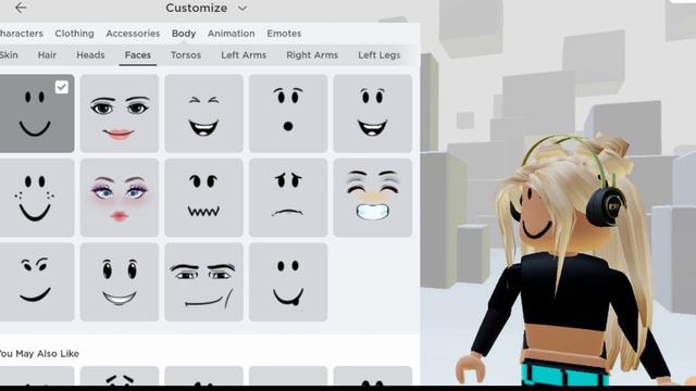 мама делает скин в роблоксе!😶