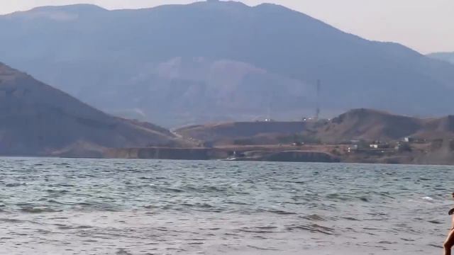 Минута бабьего лета на Меганоме Мидийная бухта смотреть онлайн