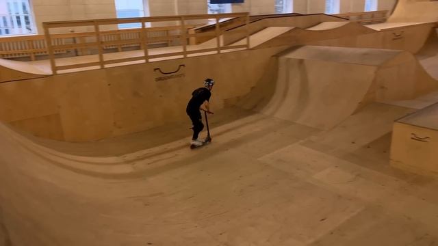 Как выиграть соревнования по трюковому самокату | СЕКРЕТЫ ПРОРАЙДЕРОВ смотреть онлайн