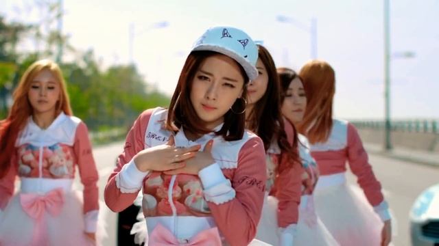 TREN-D - JUNG (Official Video)