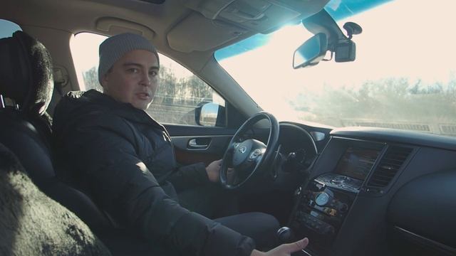 Infiniti FX37 — премиальный кроссовер по цене бюджетной иномарки смотреть онлайн