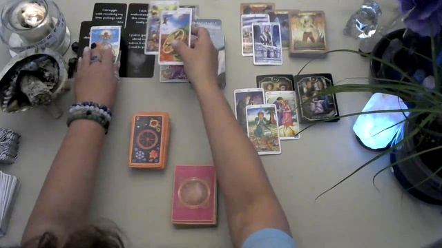 ♎Libra Tarot Twin Flame love reading Sept 2023 Ur person is seeing what this person is really like смотреть онлайн