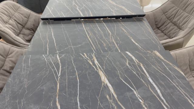 Обеденный стол КОМО. ???