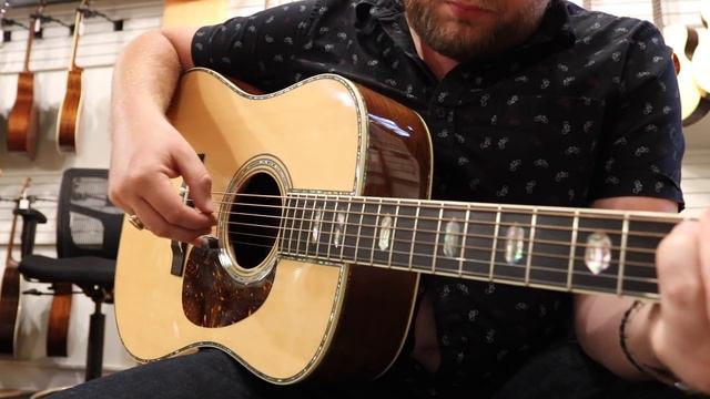 What Guitar Sounds Best? Jason Isbell Martin D-18 or a D-45? Guitar hunting at Gruhn in Nashville смотреть онлайн
