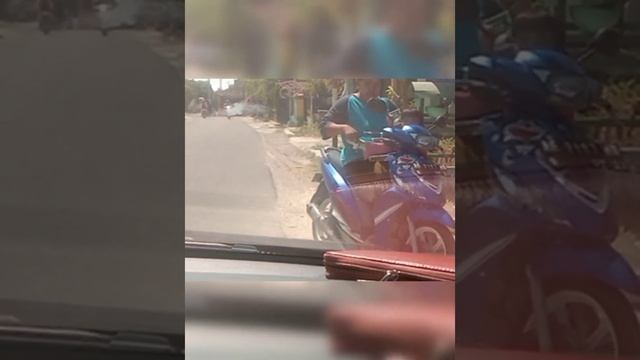 public agent|| Desi life on street смотреть онлайн