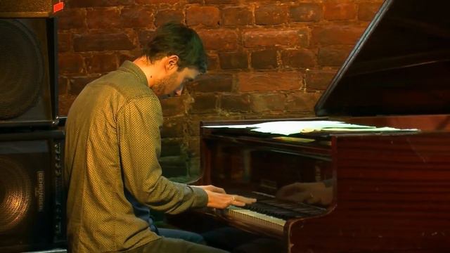 Dmitriy Semenishchev Quartet — Brand New Day (live at JFC Jazz Club) смотреть онлайн