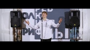 Сергей Есенин Низкий дом с голубыми ставнями