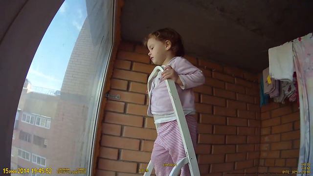 Вероника играет. 2 года. смотреть онлайн