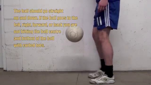 Soccer Juggling For Beginners - How To Juggle A Soccer Ball смотреть онлайн