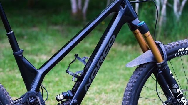The All-New 2022 Norco Range: High Pivot Goodness | First Look & Ride смотреть онлайн