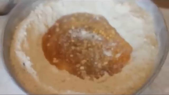 Белковая подкормка для пчел