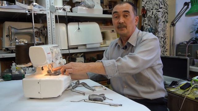 Почему оверлок рвёт нижнюю нитку?