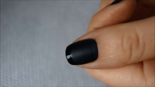 Matte Black Manicure tutorial / Черный маникюр (матовый) смотреть онлайн