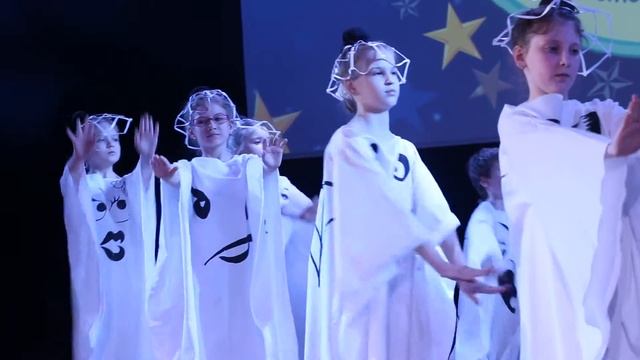 Созвездия Урала апрель 2015 Екатеринбург творческая студия FLY группа Прищепки смотреть онлайн