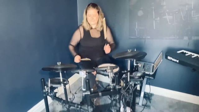 Fly//Drum Cover Elle Limebear смотреть онлайн