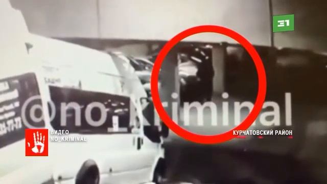 Предполагаемый поджигатель машин на челябинской парковке попал на видео смотреть онлайн