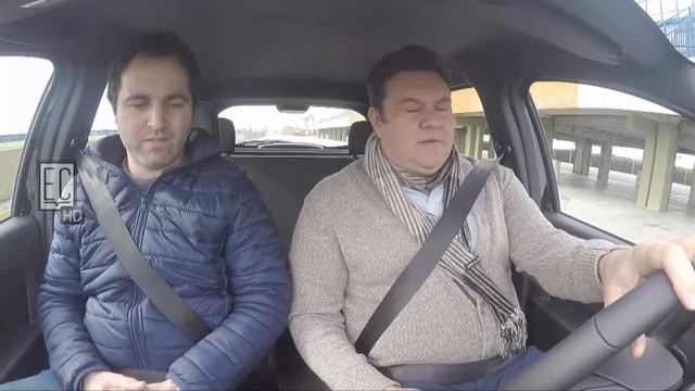 RENAULT SANDERO RS EDICIÓN LIMITADA - ESCALA CLASICA #545 (2de2)