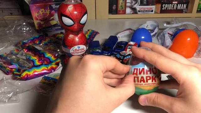 КИНДЕРЫ ДИНО ПАРК / КИНДЕРЫ С ПОЧТЫ / НОВЫЙ СЮРПРИЗ ОТ ТРОЛЛЕЙ И ЧЕЛОВЕК-ПАУК смотреть онлайн