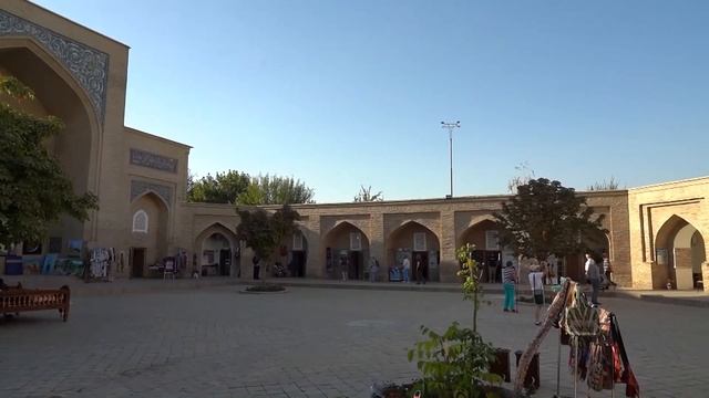 Прогулки по Ташкенту. Старый город. Соборная мечеть Хазрати Имам (Хостимам). Ремесленные мастерские смотреть онлайн