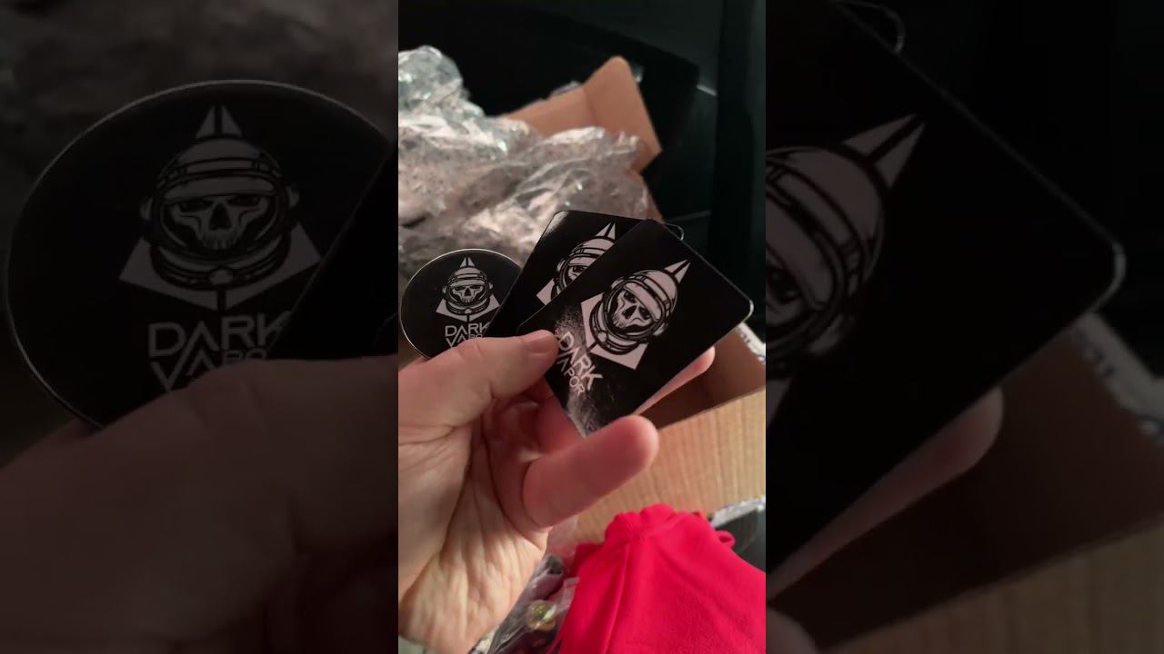 Предновогодний анбоксинг от Dark Vapor смотреть онлайн