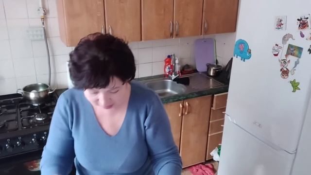 ПЕНСИОНЕРКАТратит ПЕНСИЮ БЕЗ СОЖАЛЕНИЯ!Всё для Семьи!Огородные делишки Строим ТЕПЛИЦУ Своими руками смотреть онлайн