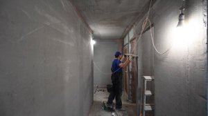 Штукатурка стен своими руками для новичков. Правило штукатурки стен с проволочными маяками.