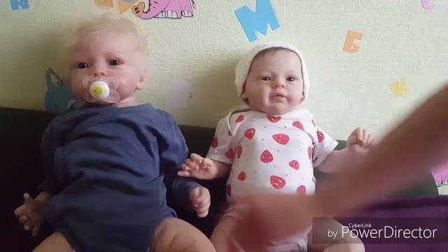 VLOG с реборнами/пол дня/играем, рисуем, кушаем? смотреть онлайн