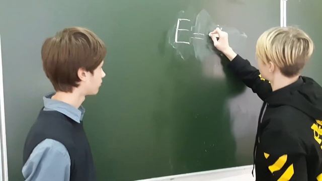 "Во всем виноват Эйнштейн". Сценка к Дню учителя-2020. смотреть онлайн