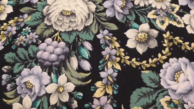 Обзор Павловопосадского #павловопосадская#шаль#платок#обзор смотреть онлайн