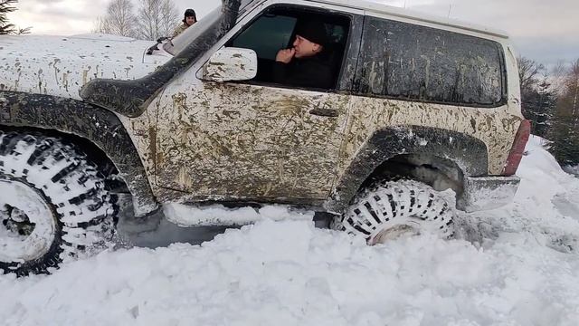 Патрули едут но это не точно ) РЛС Памир смотреть онлайн