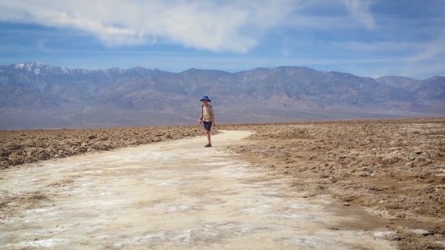 Тайна движущихся камней! Долина Смерти в США (Death Valley). смотреть онлайн