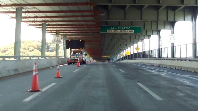 Henry Hudson Bridge southbound смотреть онлайн