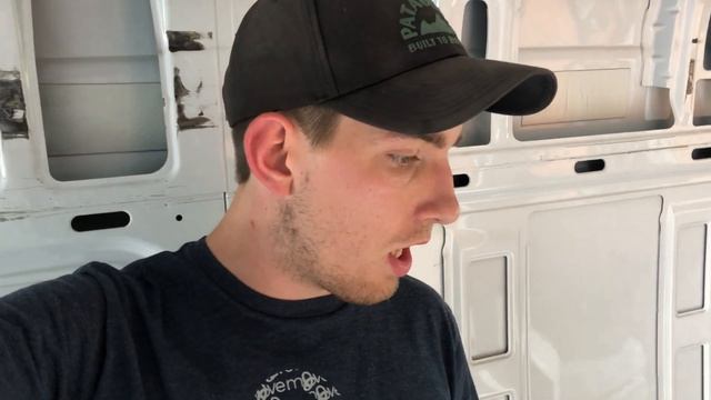 Rebuilding a WRECKED Mercedes Sprinter van for #Vanlife part 2: Buying new doors! смотреть онлайн